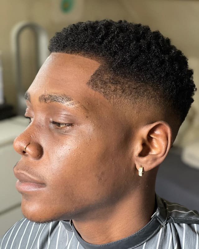 black men haircut with shape up