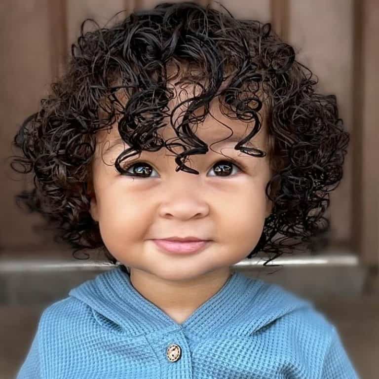 21 Cute and Masculine Hairstyles For Toddler Boy With Curly Hair