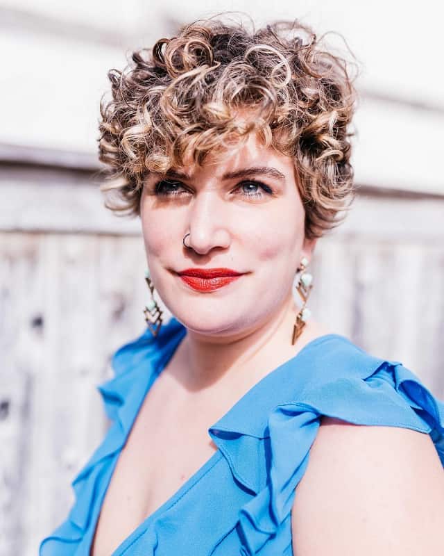 Plus size curly pixie