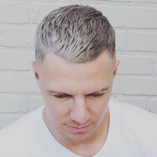Short Haircuts For men with grey hair