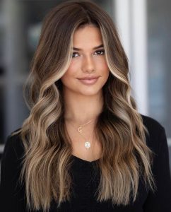 25 Unique Butterscotch Hair Color Ideas for women - Haircut Insider
