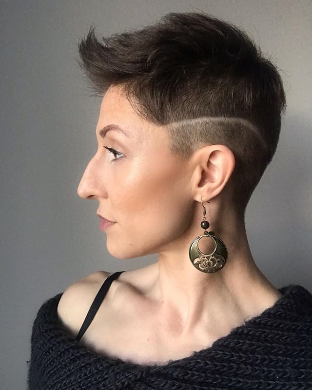 Edgy pixie cuts with spike