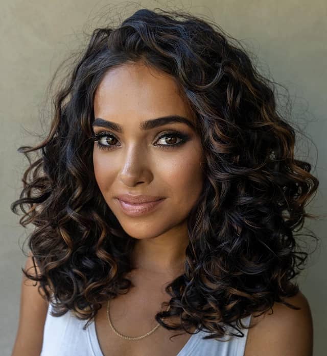 Short Curly Hairstyles With Caramel Highlights